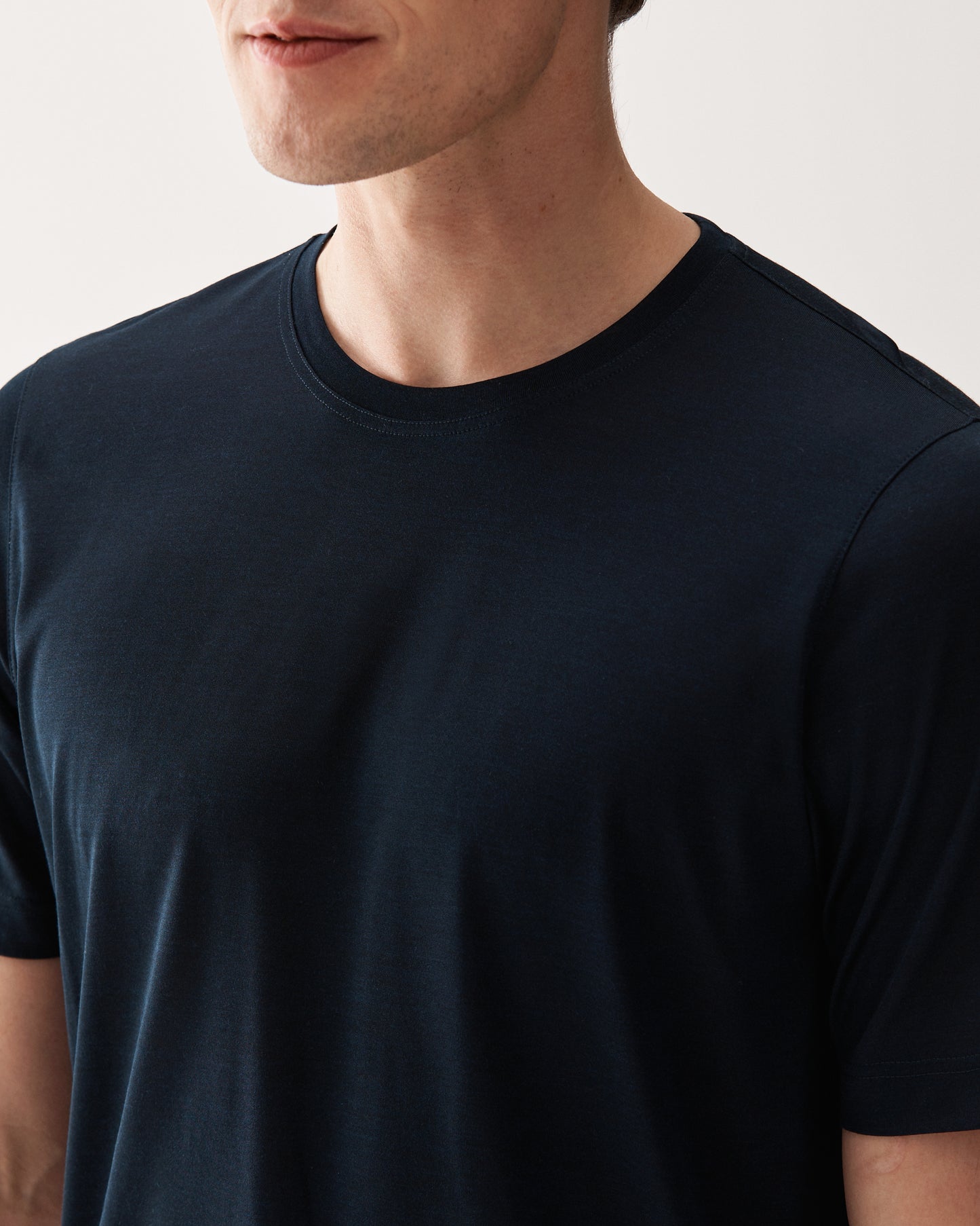 T-shirt Siden Marinblå