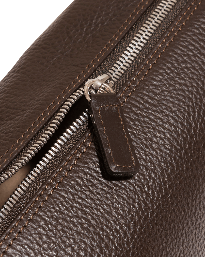 Calf Leather Wash Bag Single Compartment Brown