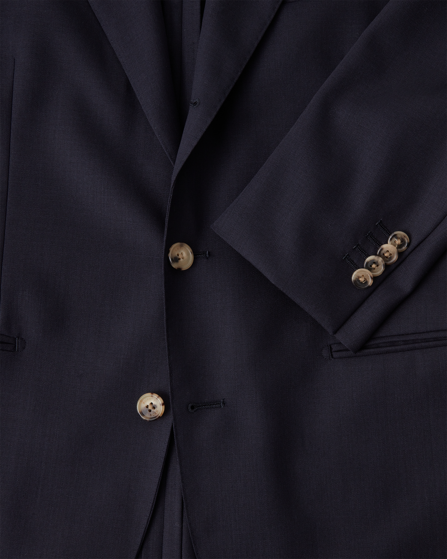 Traveler Wool Suit Navy