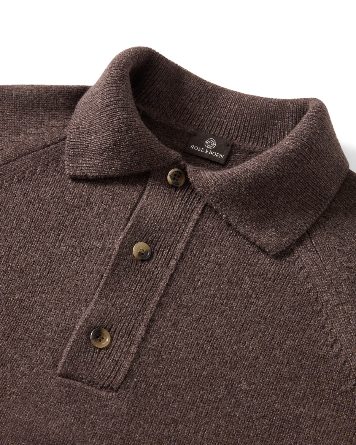 Chunky Cashmere Polo Brown, polo collar and horn buttons