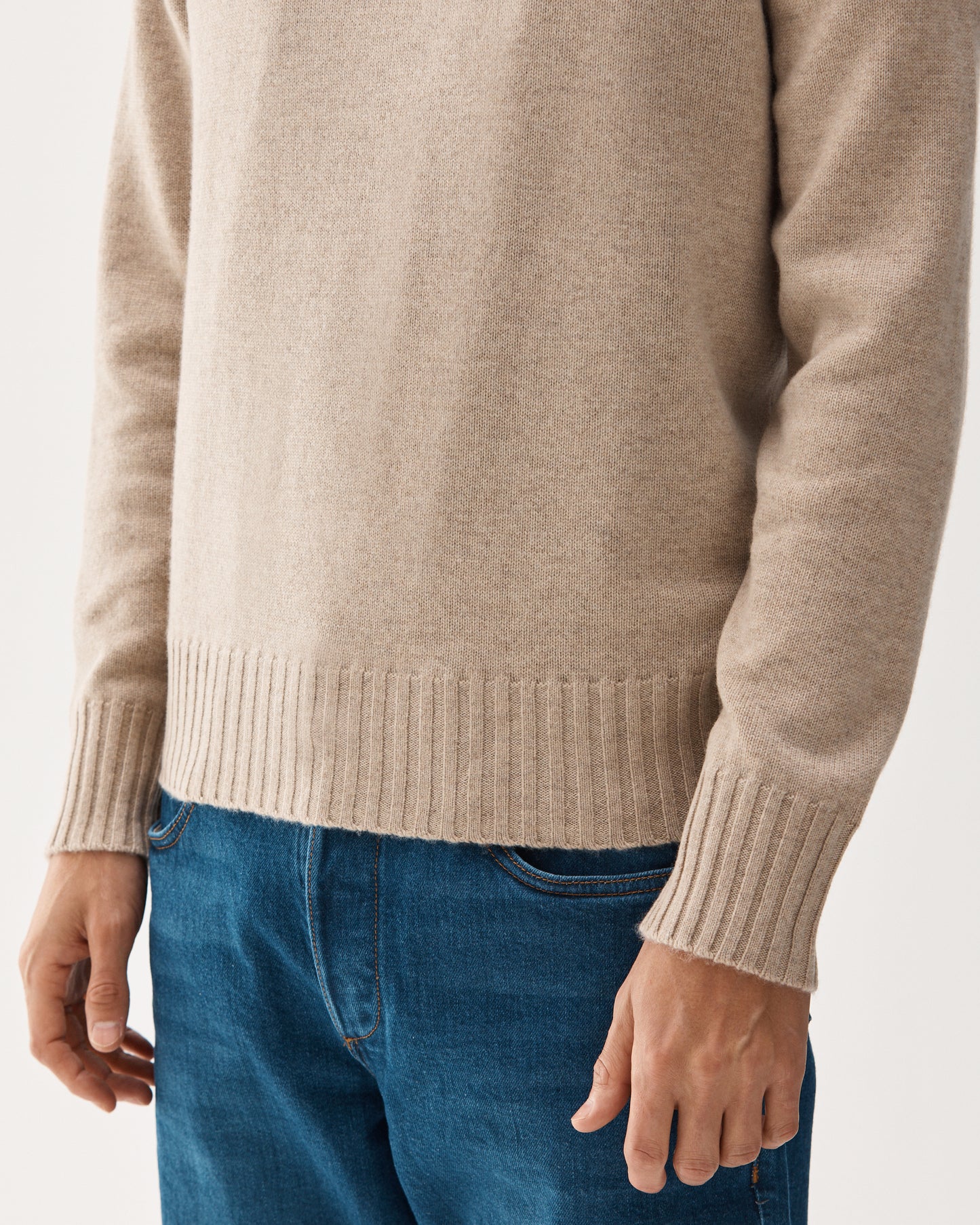 7 Gauge Turtleneck Cashmere Sweater Sand