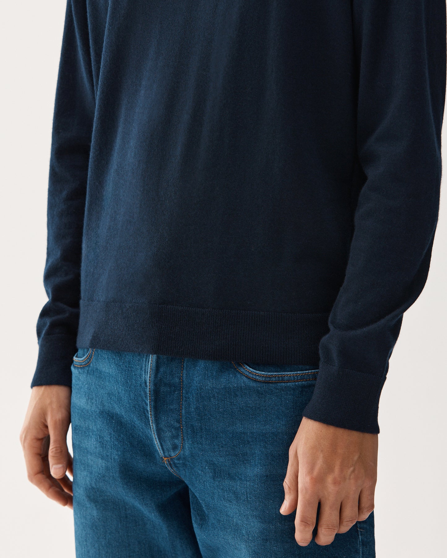 Navy Crew Neck Cashmere Sweater