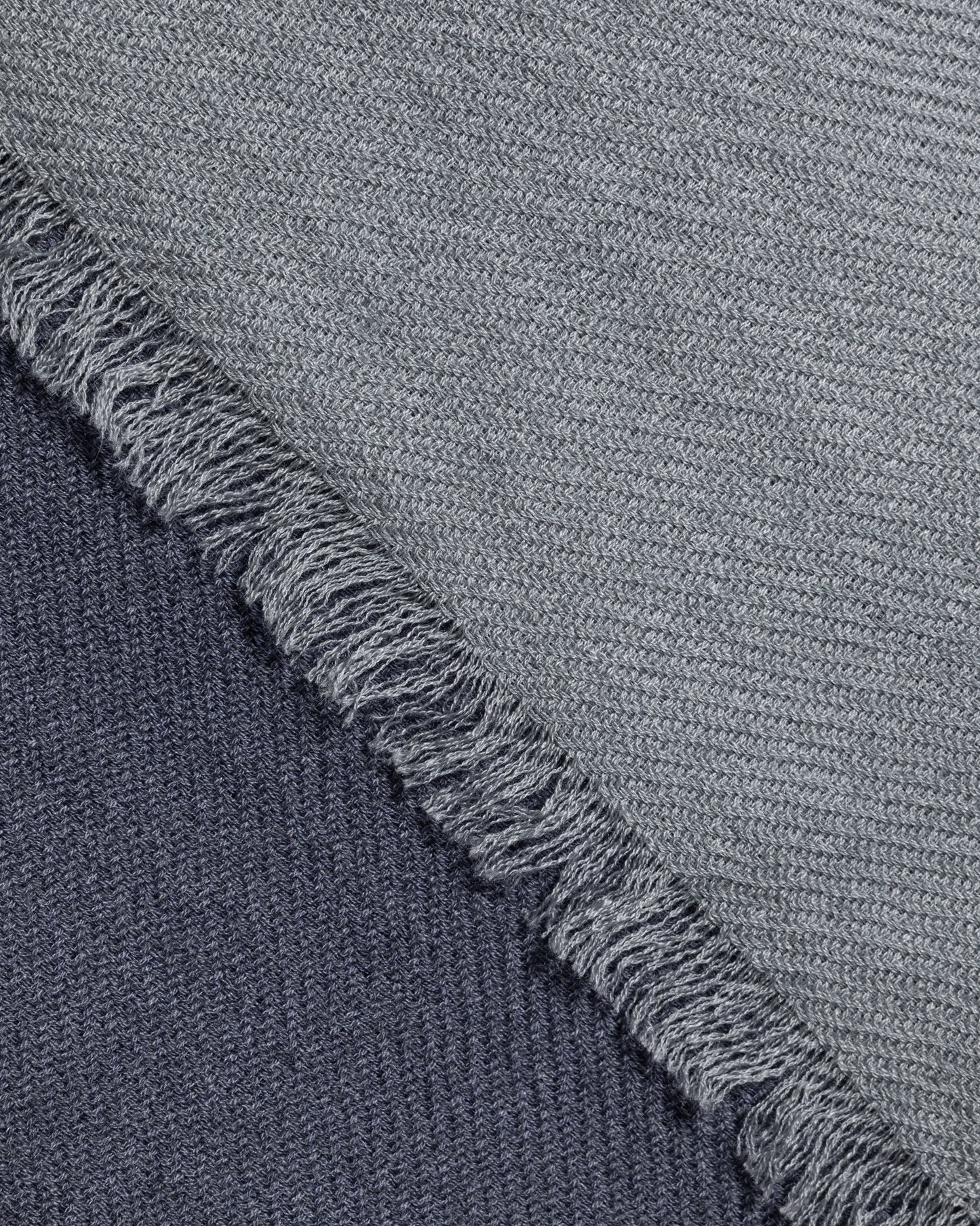 Twill Cashmere Scarf Shaded Blue